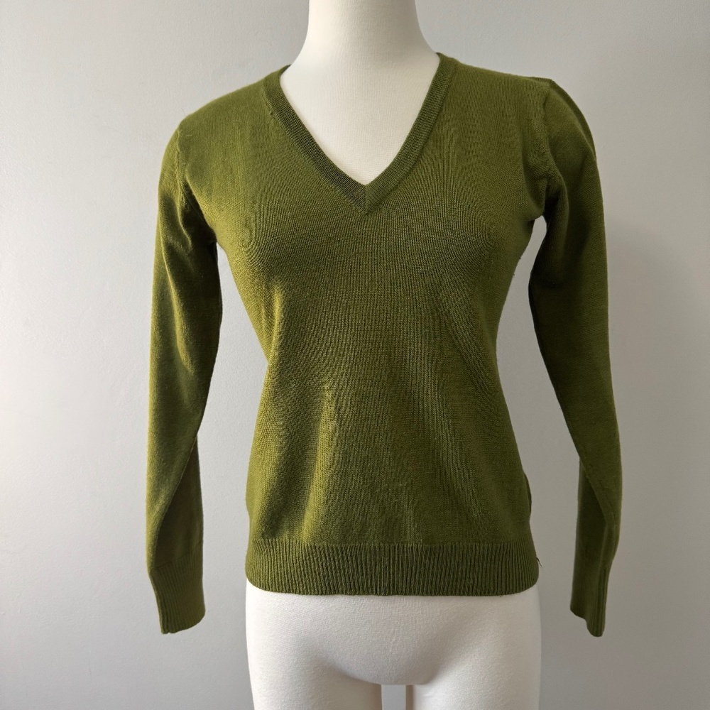 Club Monaco Olive V-Neck Sweater Wool Blend Small